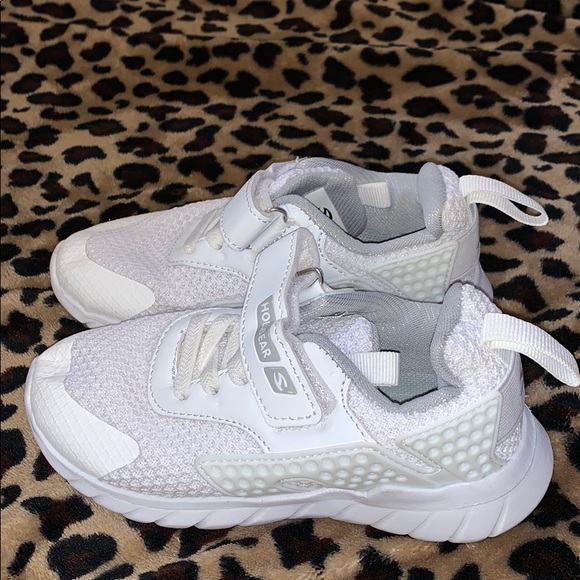 NEW white toddler sneakers - Picture 3 of 5